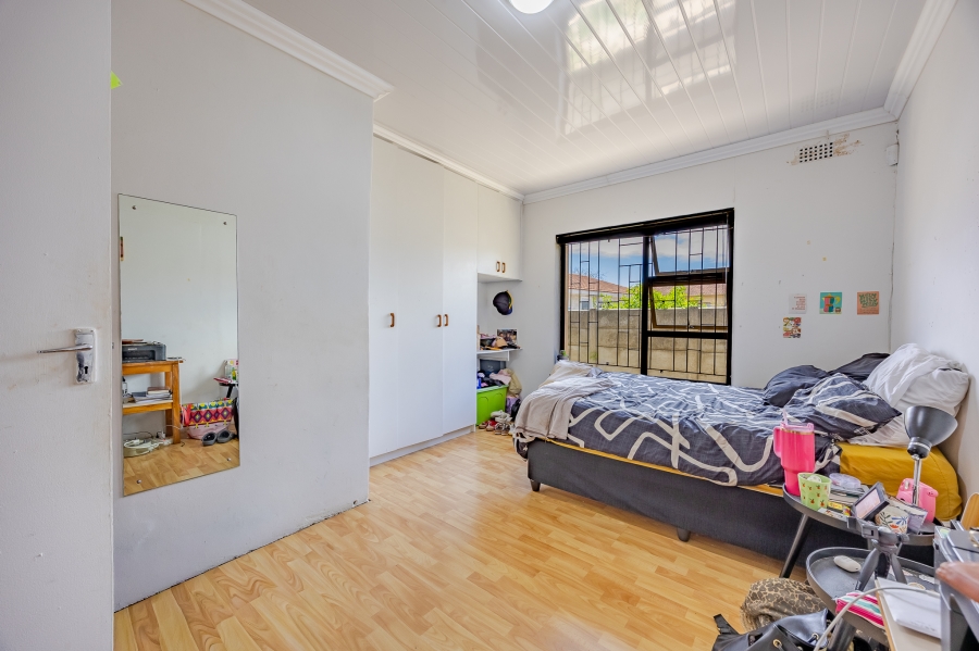 4 Bedroom Property for Sale in Riverton Western Cape